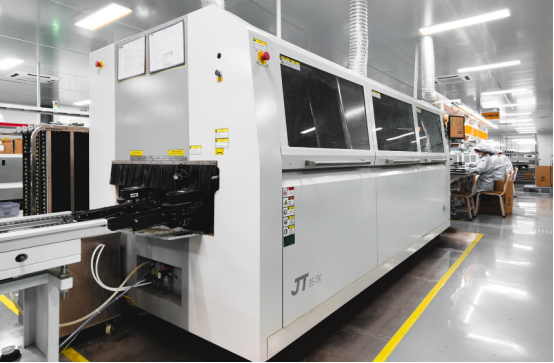 wave soldering machine of PCBGOGO